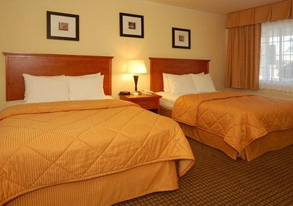 Comfort Inn Monterey by the Sea 02.[1]